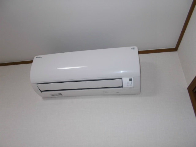 新設　ダイキン C22RTV-W